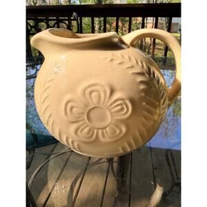 Vintage Shawnee USA Pottery Cream Swirl Design Ceramic Pitcher